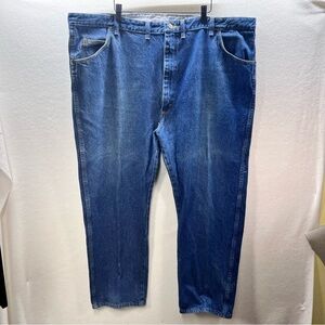 Wrangler Rugged Wear Straight Leg Jeans Mens 48/30 Blue Denim Work 2841